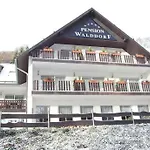 ゲストハウス Walddorf