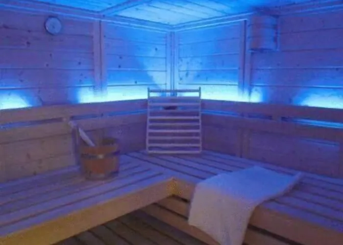 Walddorf בית הארחה 2*