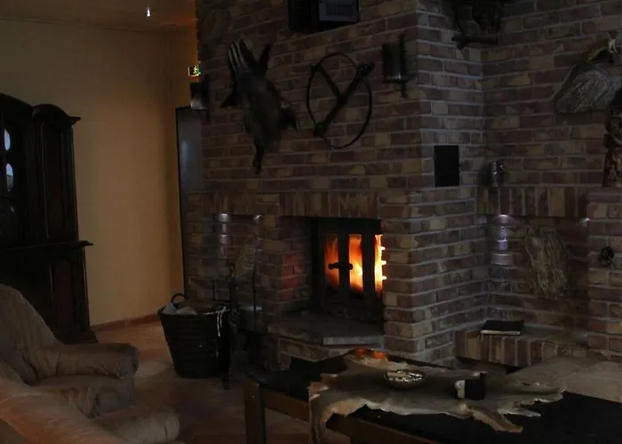 瓦尔德多夫潘森酒店 2*